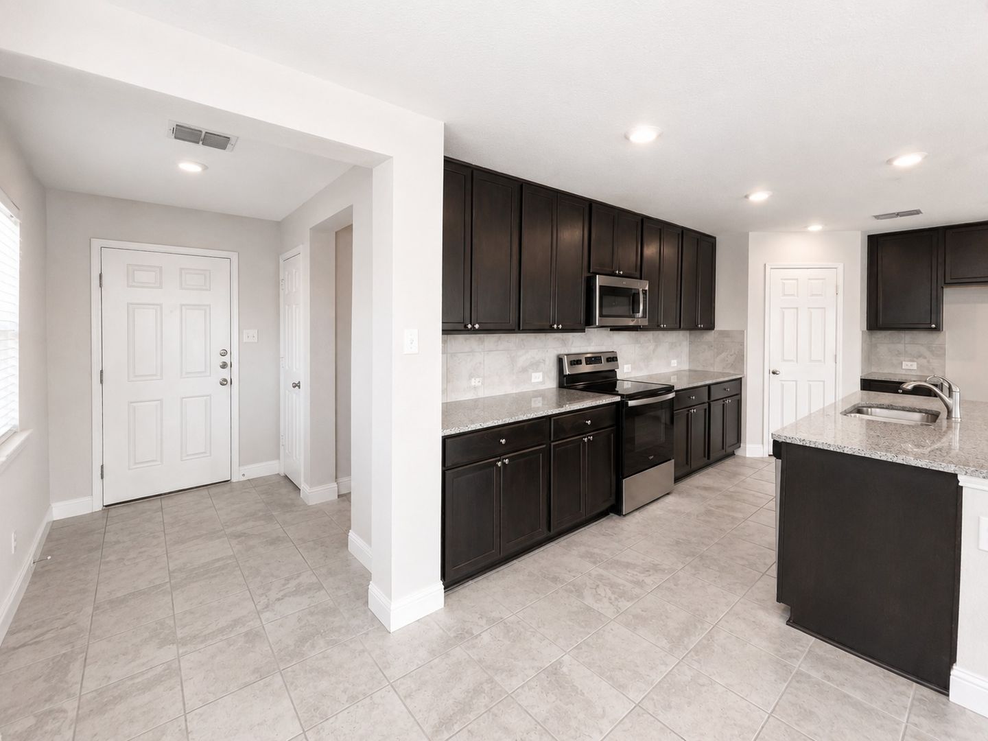 2605 Wesley Avenue 3 of 12