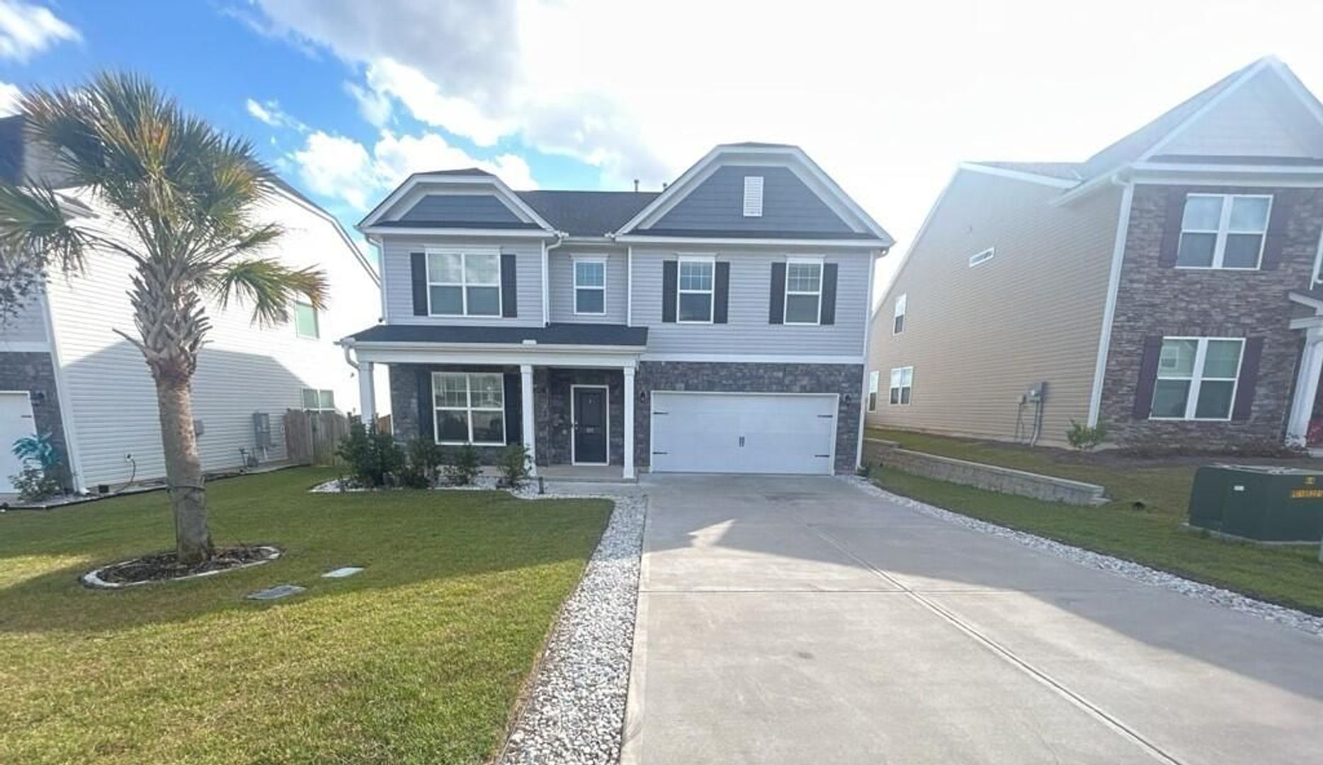 Blythewood House: 511 Rhine Falls Ln