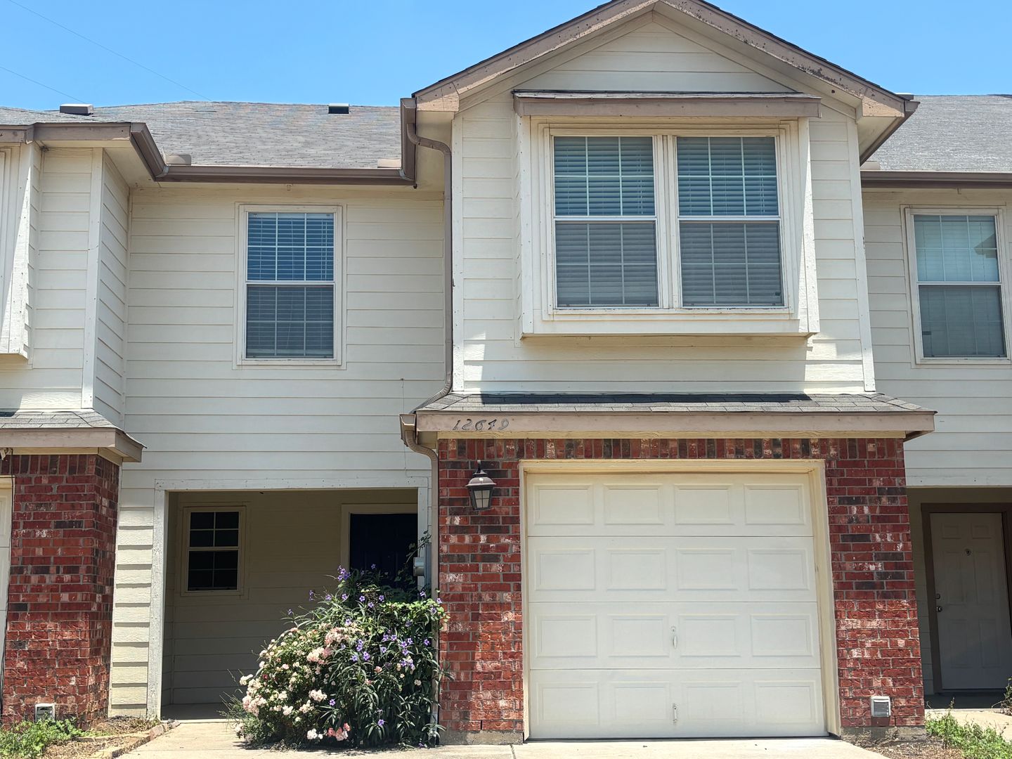 Fort Worth House: 12649 Bay Avenue