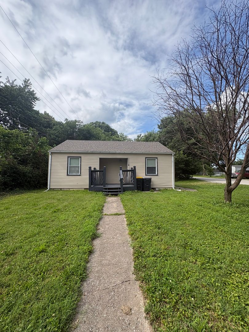 Kansas City House: 1114 NE 43rd Terr.