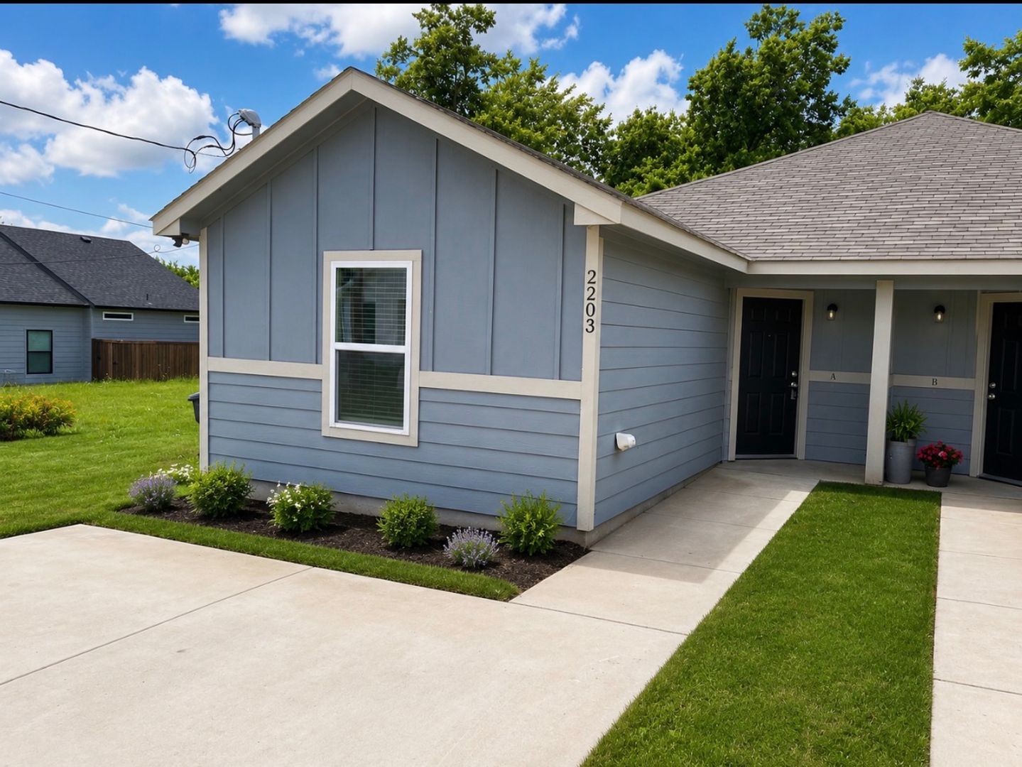 Greenville Multiplex: 2203 Henry Street, unit A