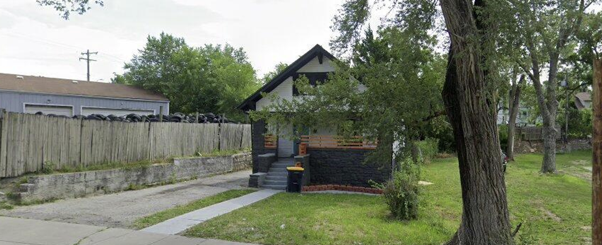 Kansas City House: 4509 Prospect Ave