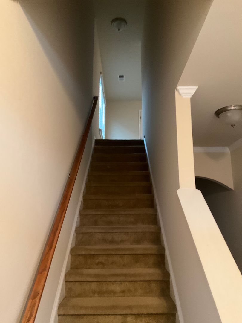 204 Ashmore Ln 26 of 28