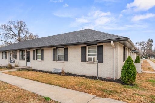 2 Bedroom, 1 Bathroom in Kansas City Kansas – photo 1