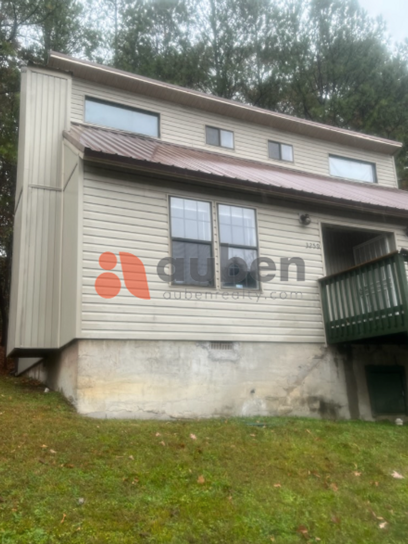 Chattanooga House: 3261 Conner Street