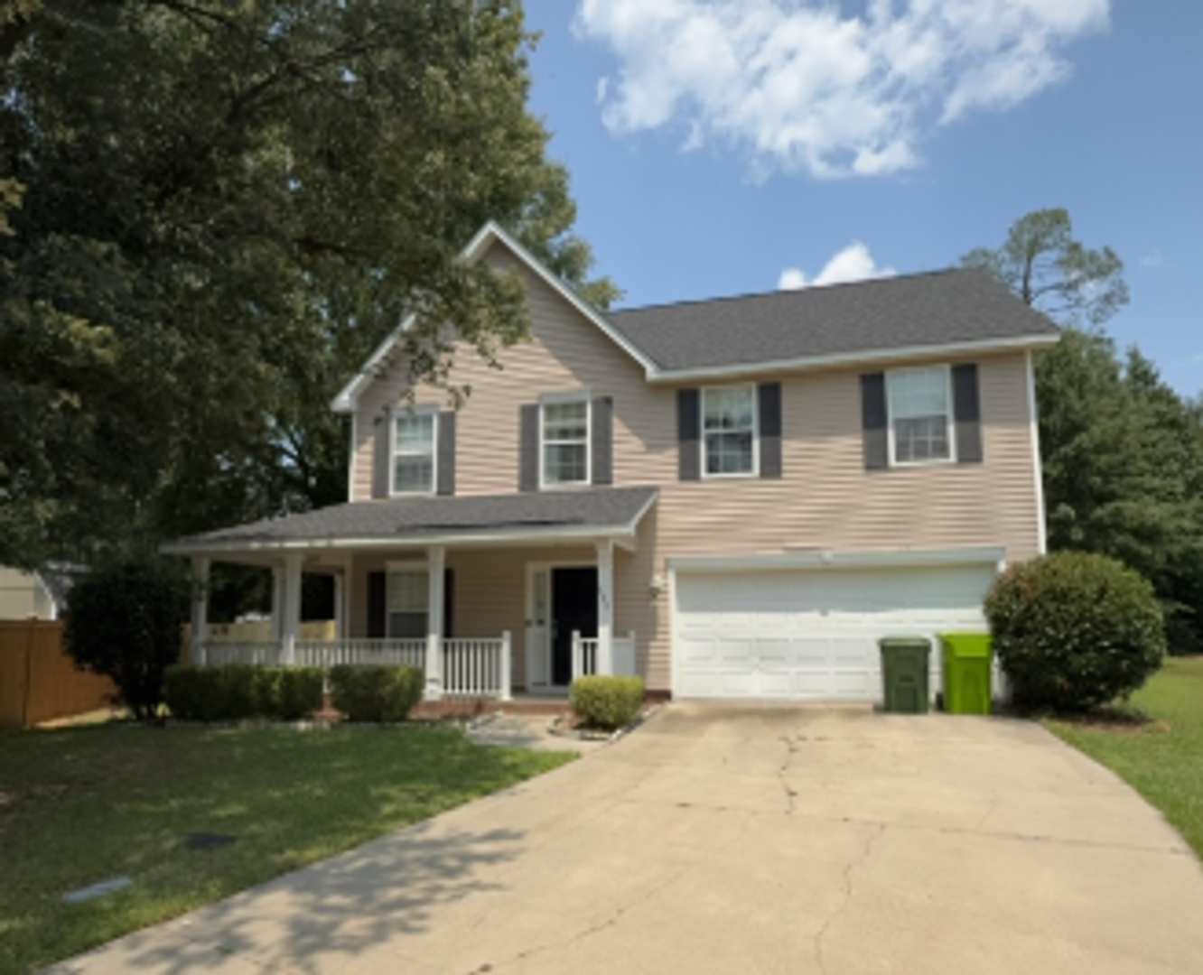 Hopkins House: 525 S Maney Ct