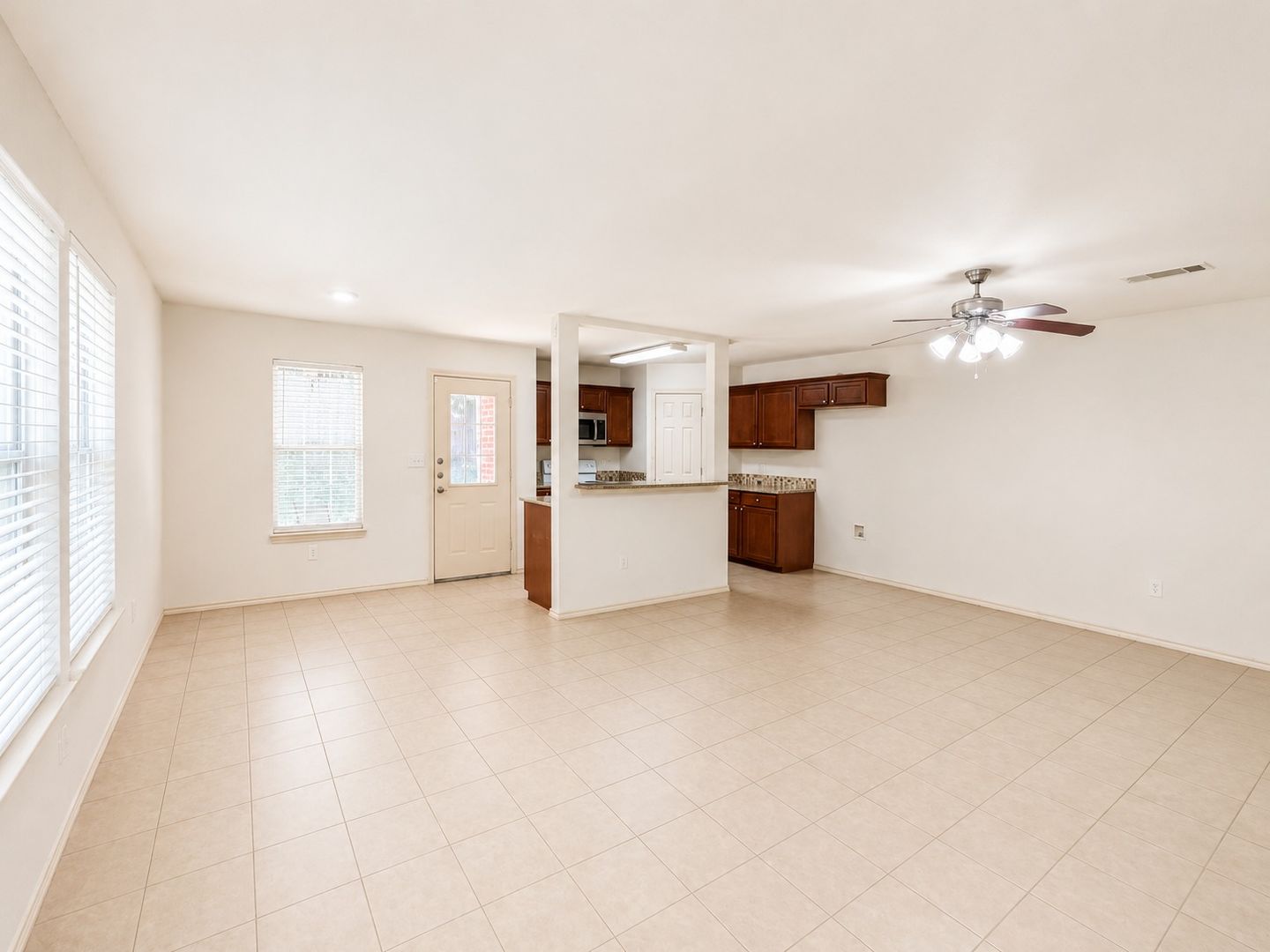 907 Parkplace Ridge 3 of 12