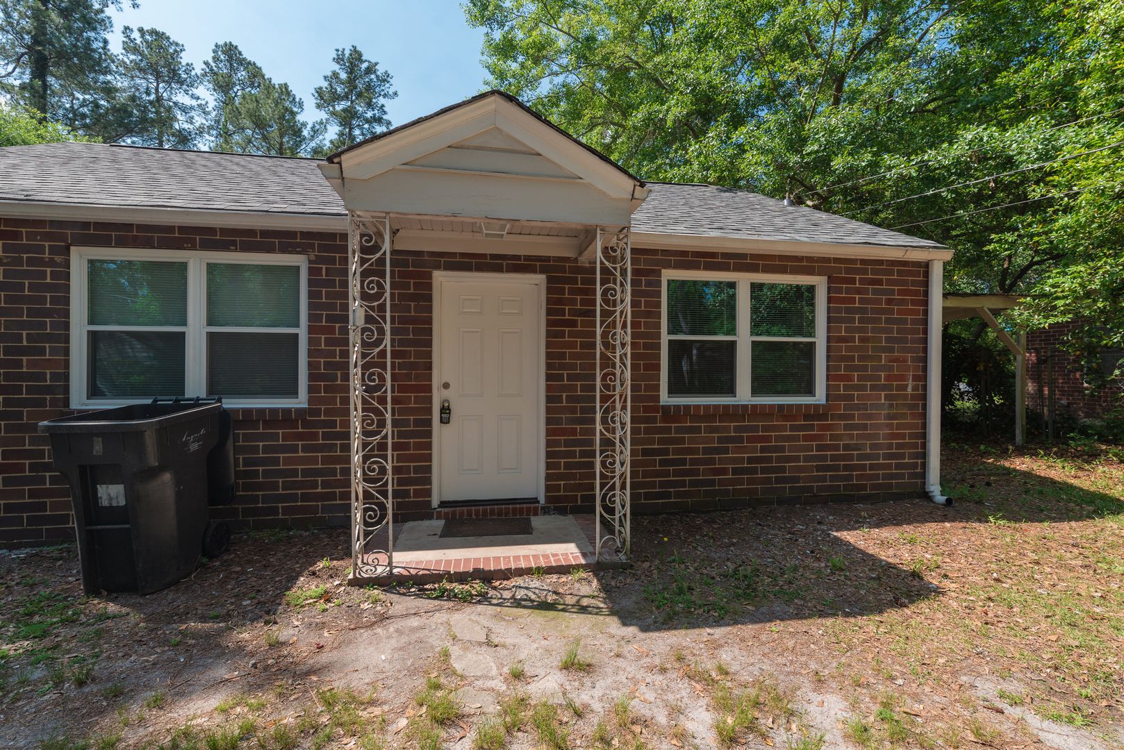 Augusta House: 2202 Roosevelt Drive