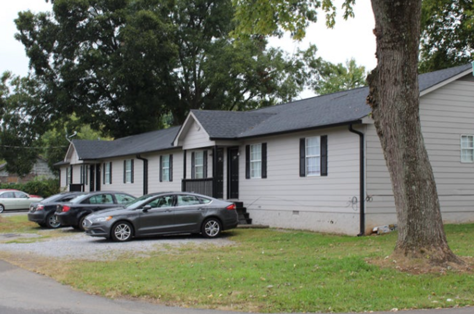 Cleveland House: 442 9th Street