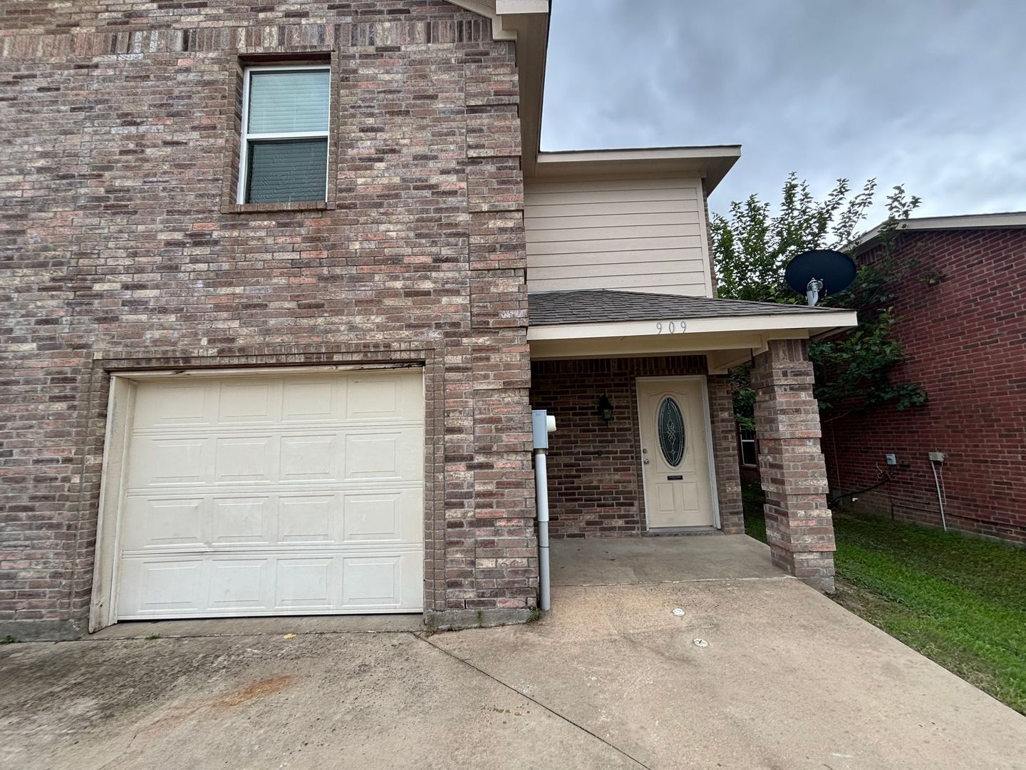 909 Parkplace Ridge 2 of 12