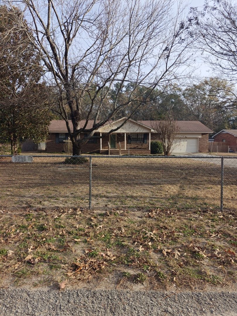 Augusta House: 3718 Byrd Road