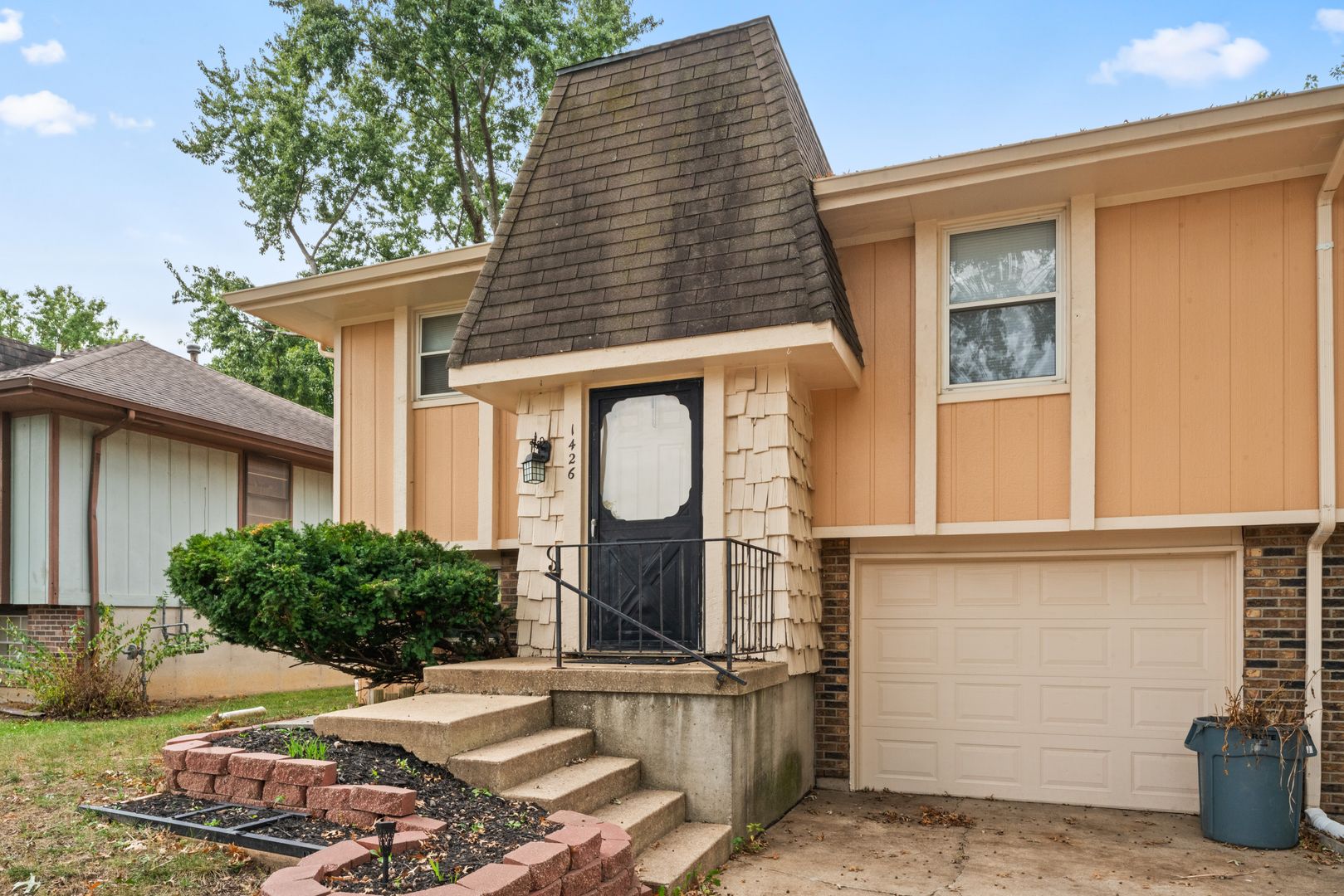 Independence Multiplex: 1424 S. Haden Court