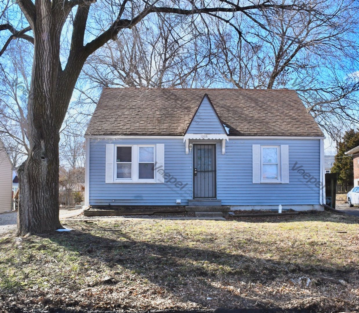 Independence House: 1008 S. Park Ave.