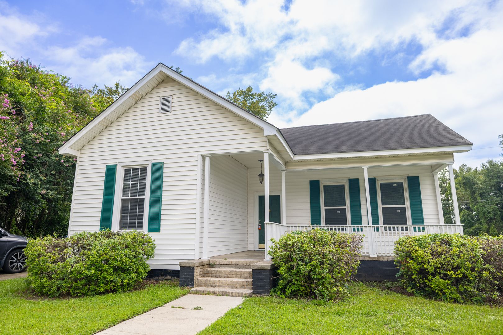 Columbia House: 1112 Olympia Ave