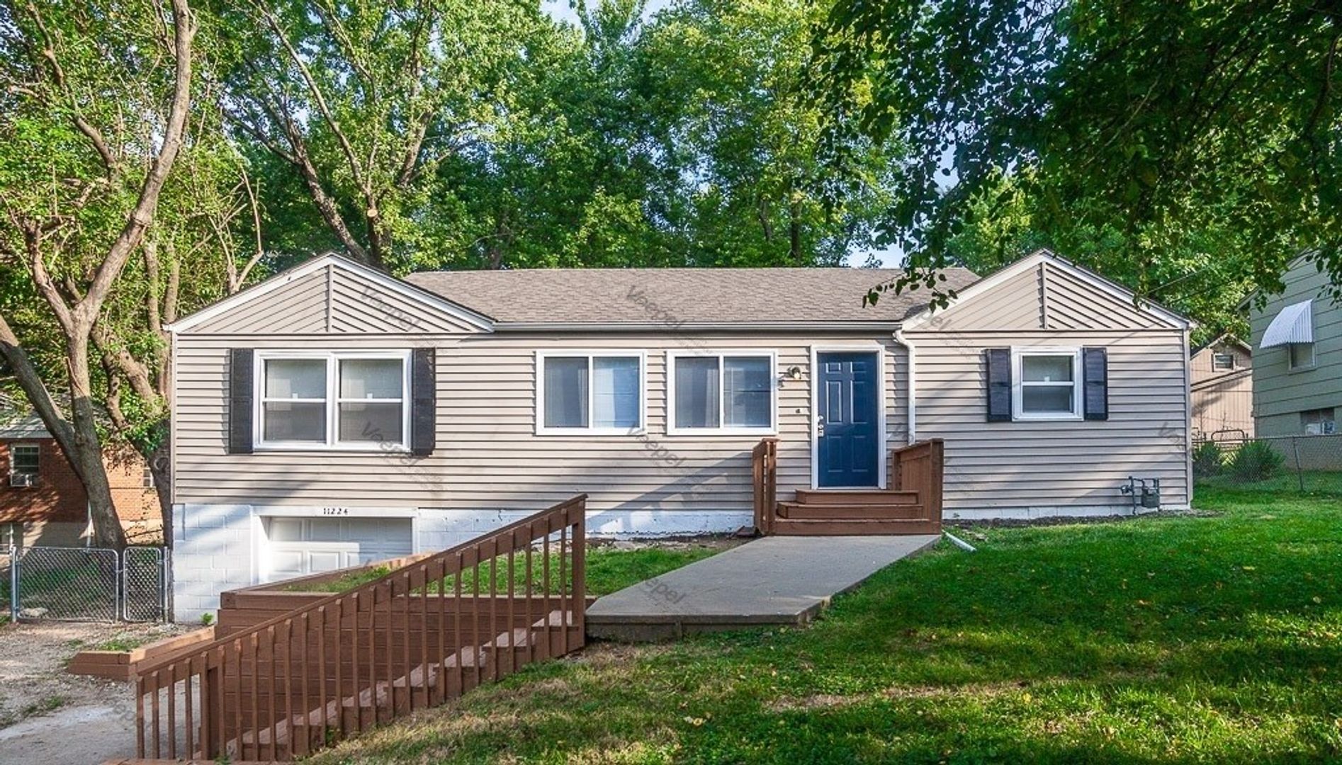 Independence House: 11224 E Sheley Rd.