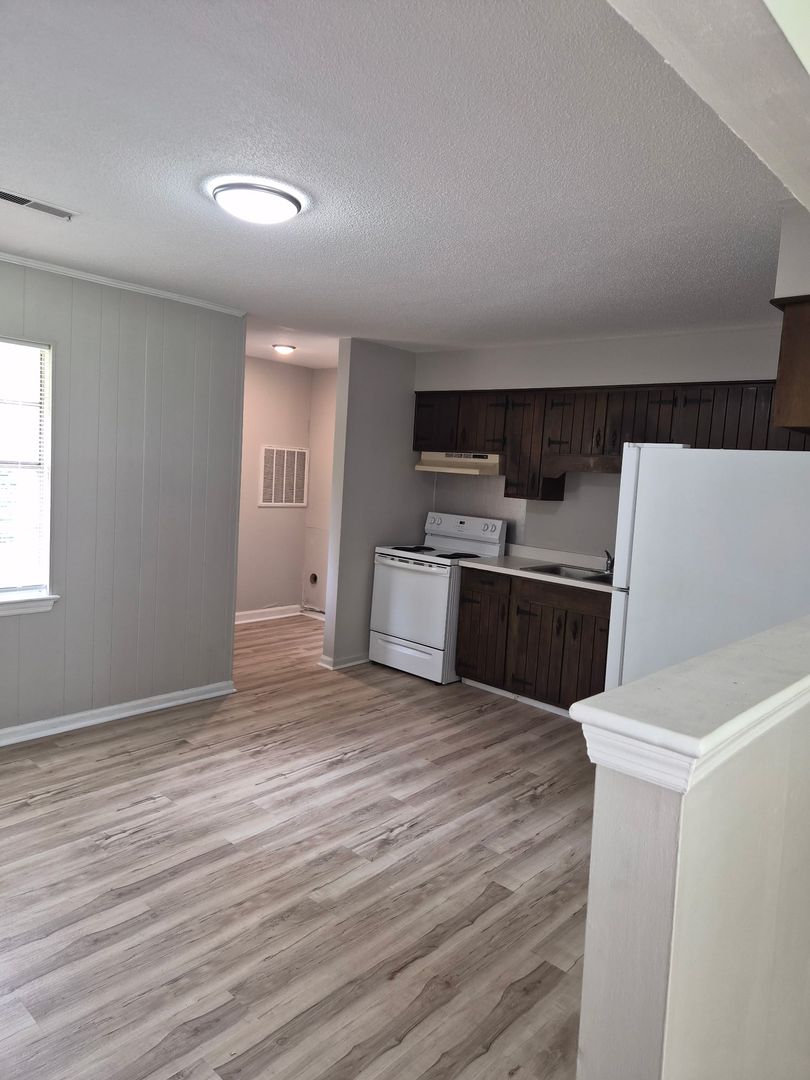 4203 Davis Lane Unit A 4 of 8
