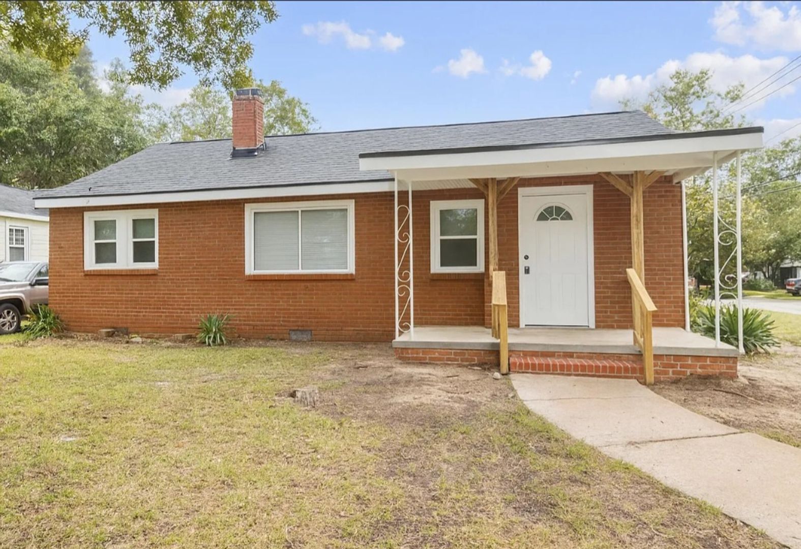 Augusta House: 601 Jefferson Street