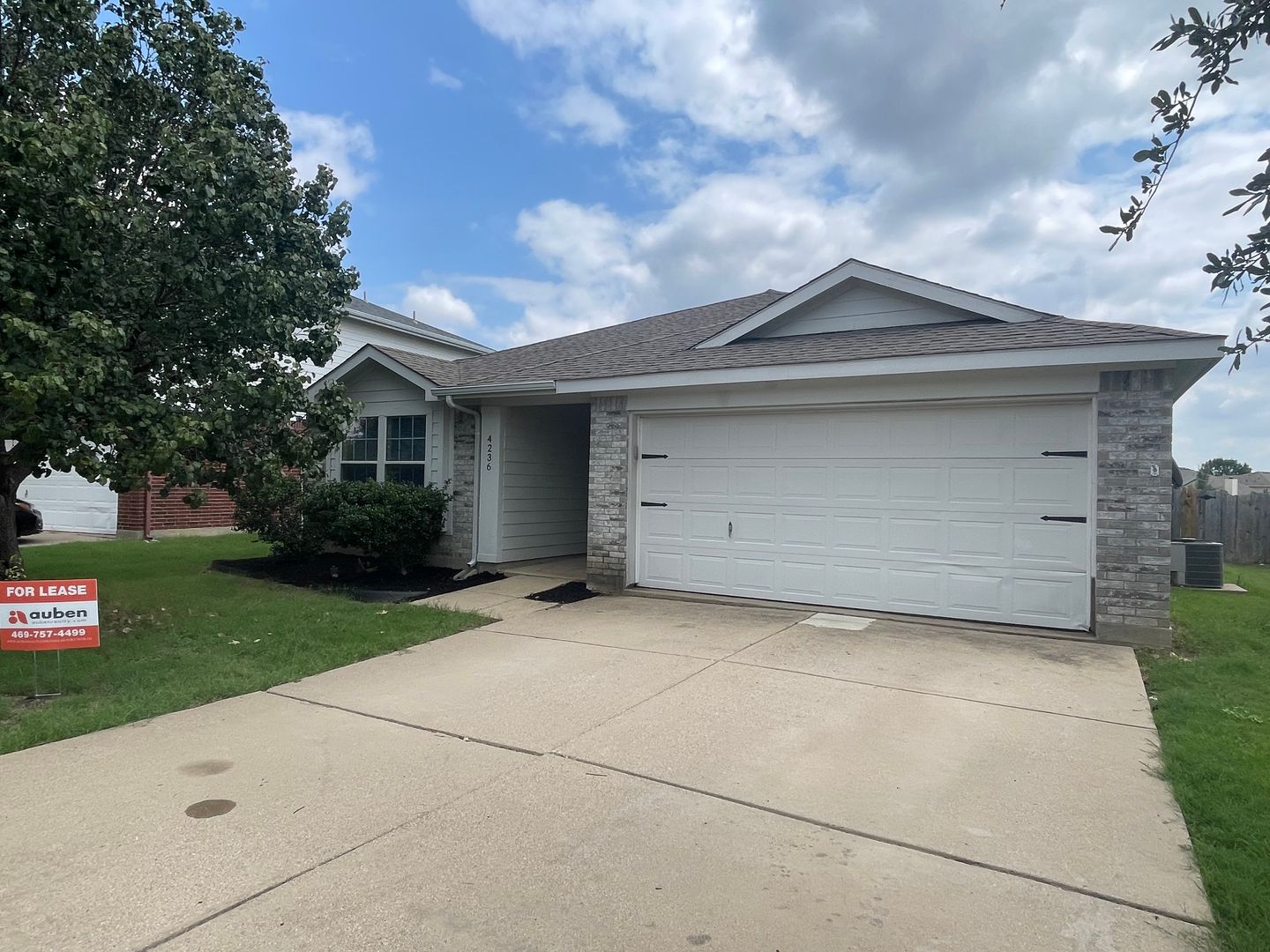 Gorgeous 4 Bedrooms house for rent in North Fort Worth