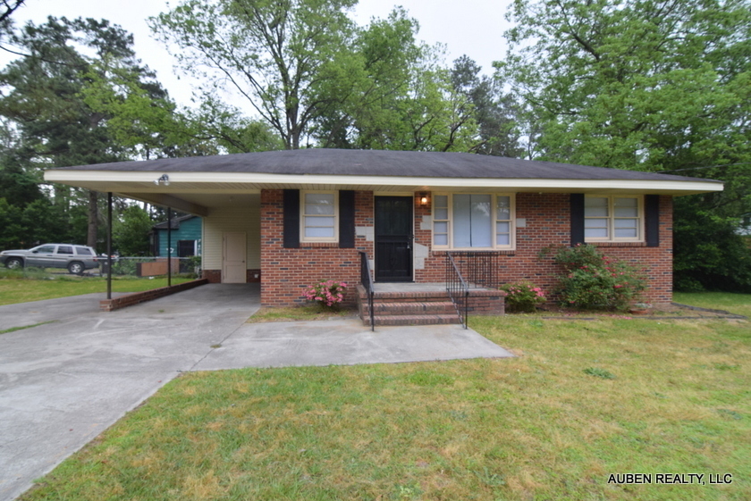 Augusta House: 2031 Wharton Drive