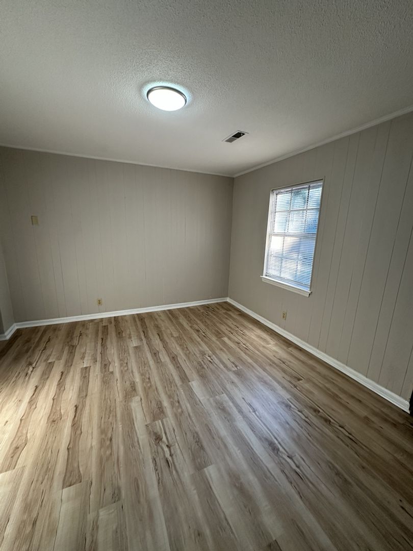 4203 Davis Lane Unit A 6 of 8