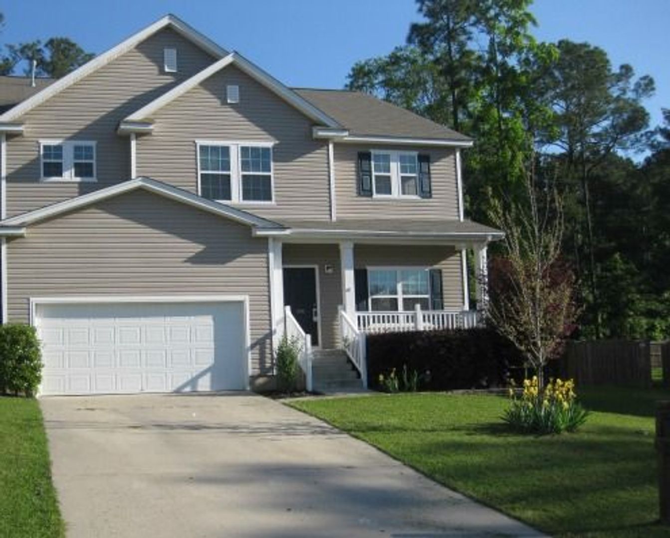 Lexington House: 104 Plymouth Pass Dr