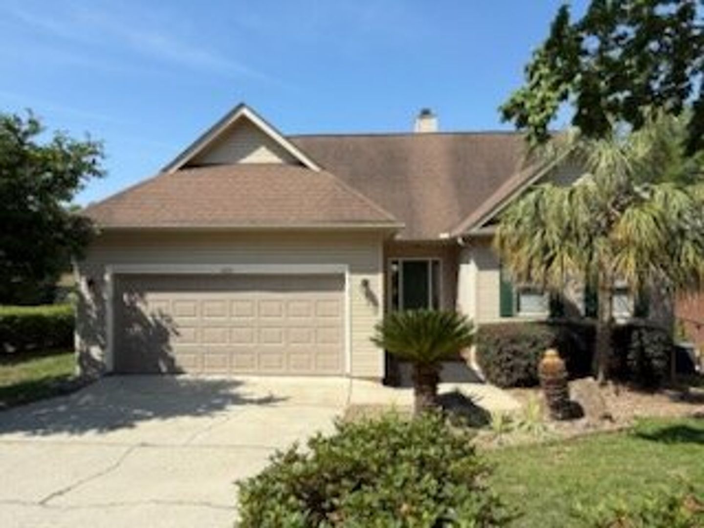 Chapin House: 628 Willowood Pkwy