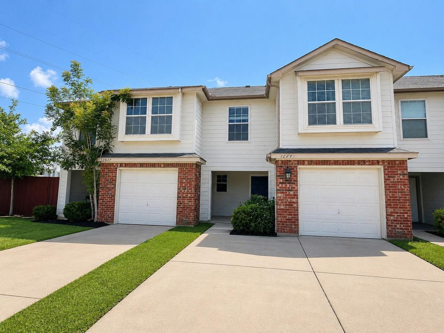 Fort Worth House: 12649 Bay Avenue