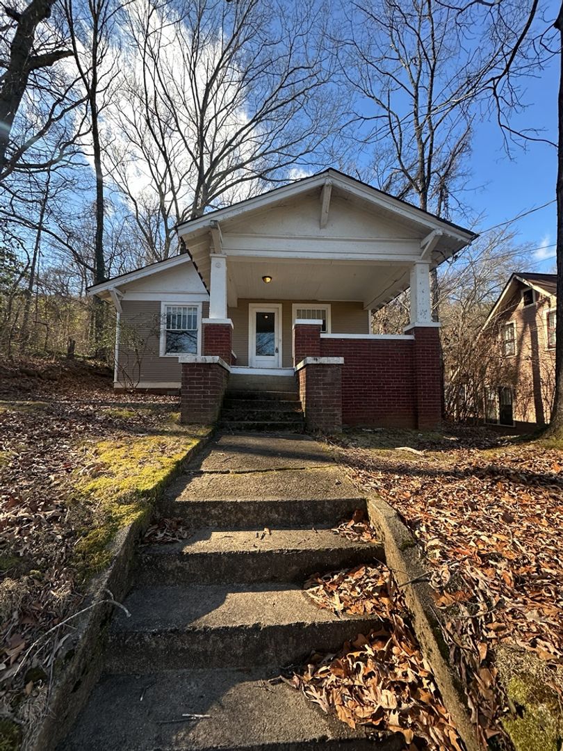 Chattanooga House: 4207 Alabama Avenue