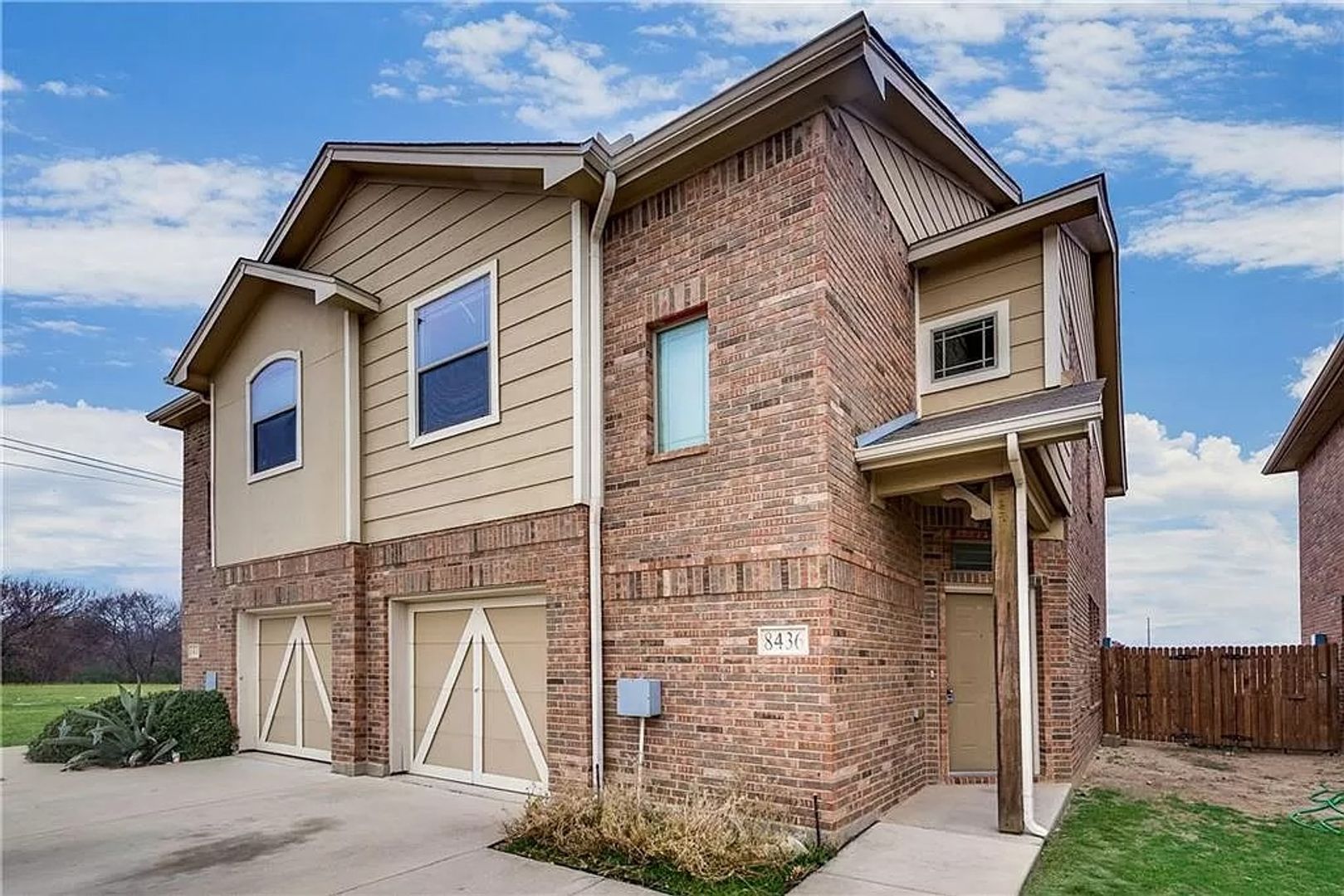 White Settlement Apartment: 8436-8438 Jay Street