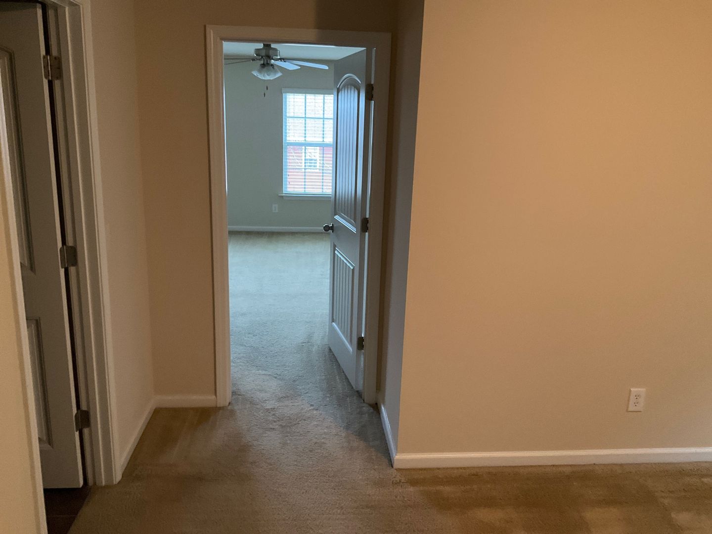 204 Ashmore Ln 25 of 28
