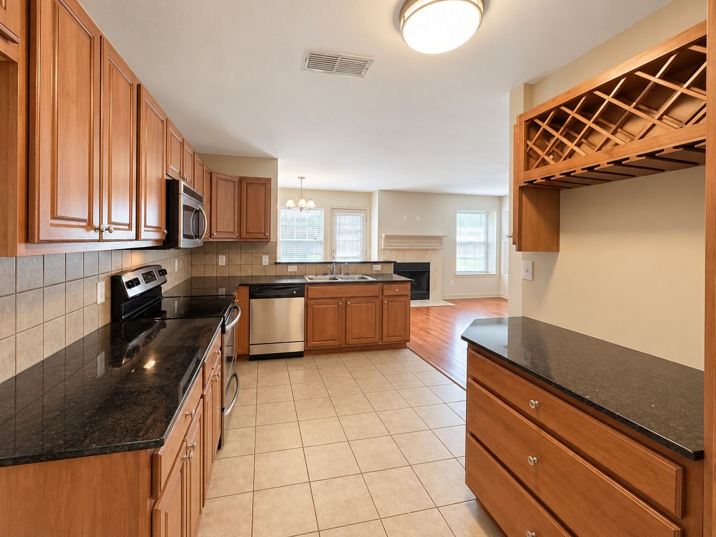 3933 Fernando Drive 9 of 12