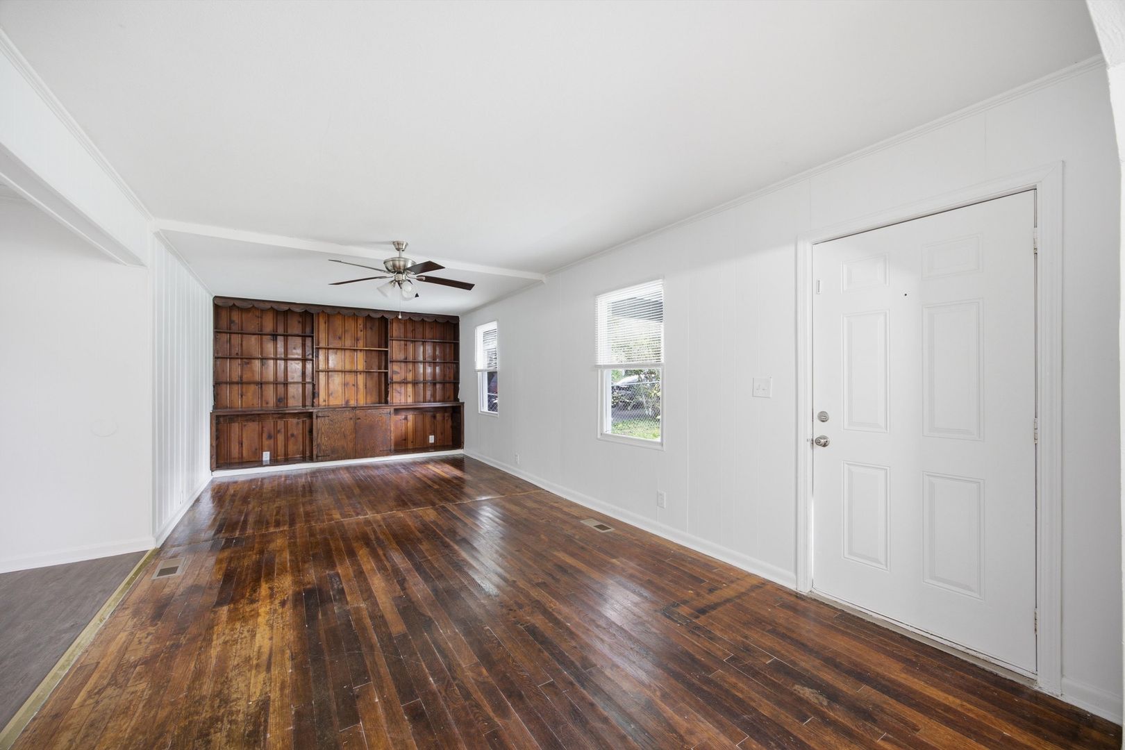 3826 Kingwood Circle 5 of 12