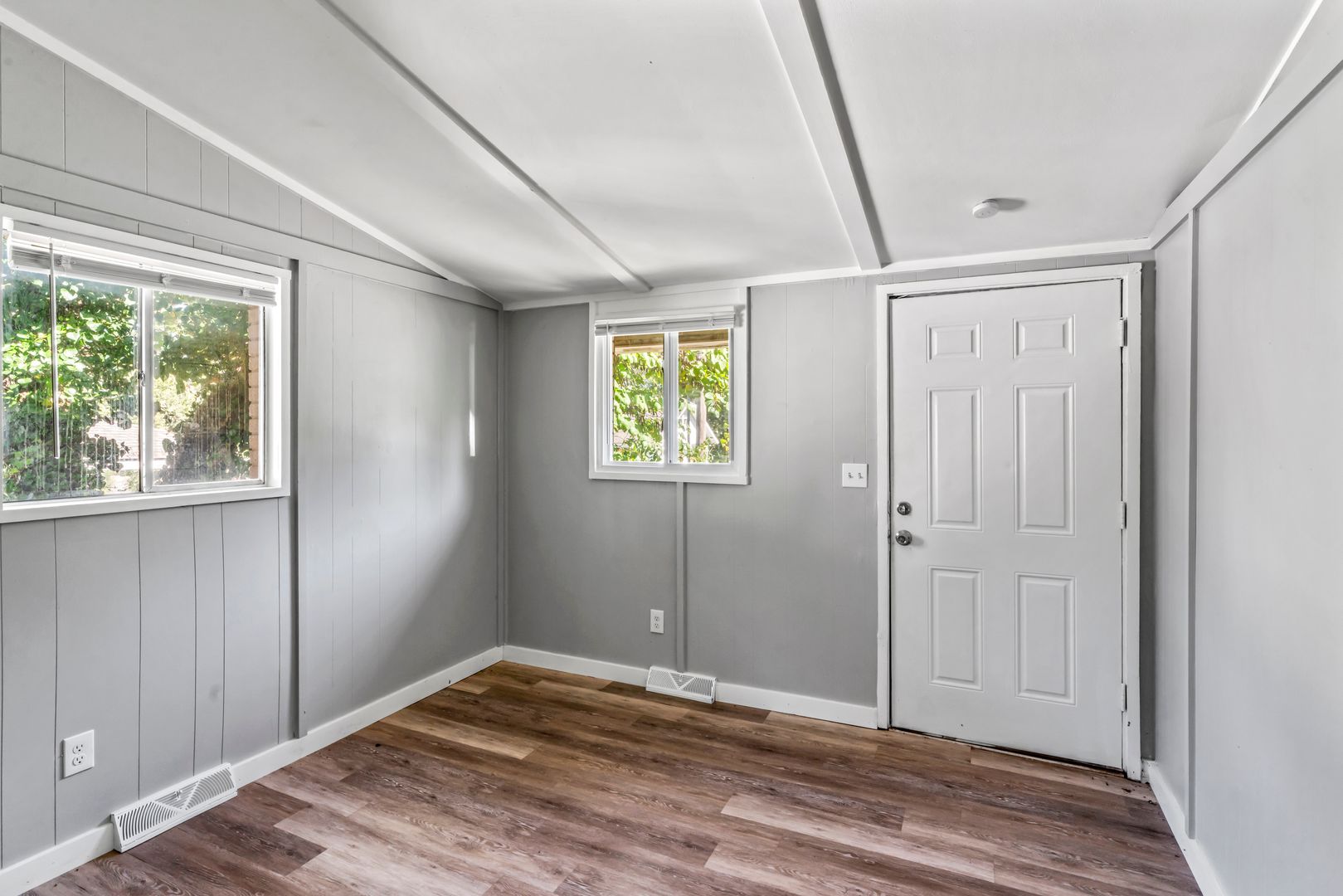 Independence Multiplex: 1300 S. Appleton Ave