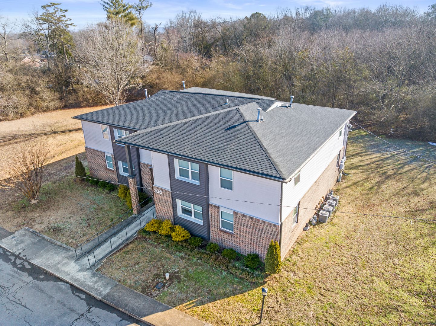 Soddy Daisy Apartment: 205 Eveningside Dr