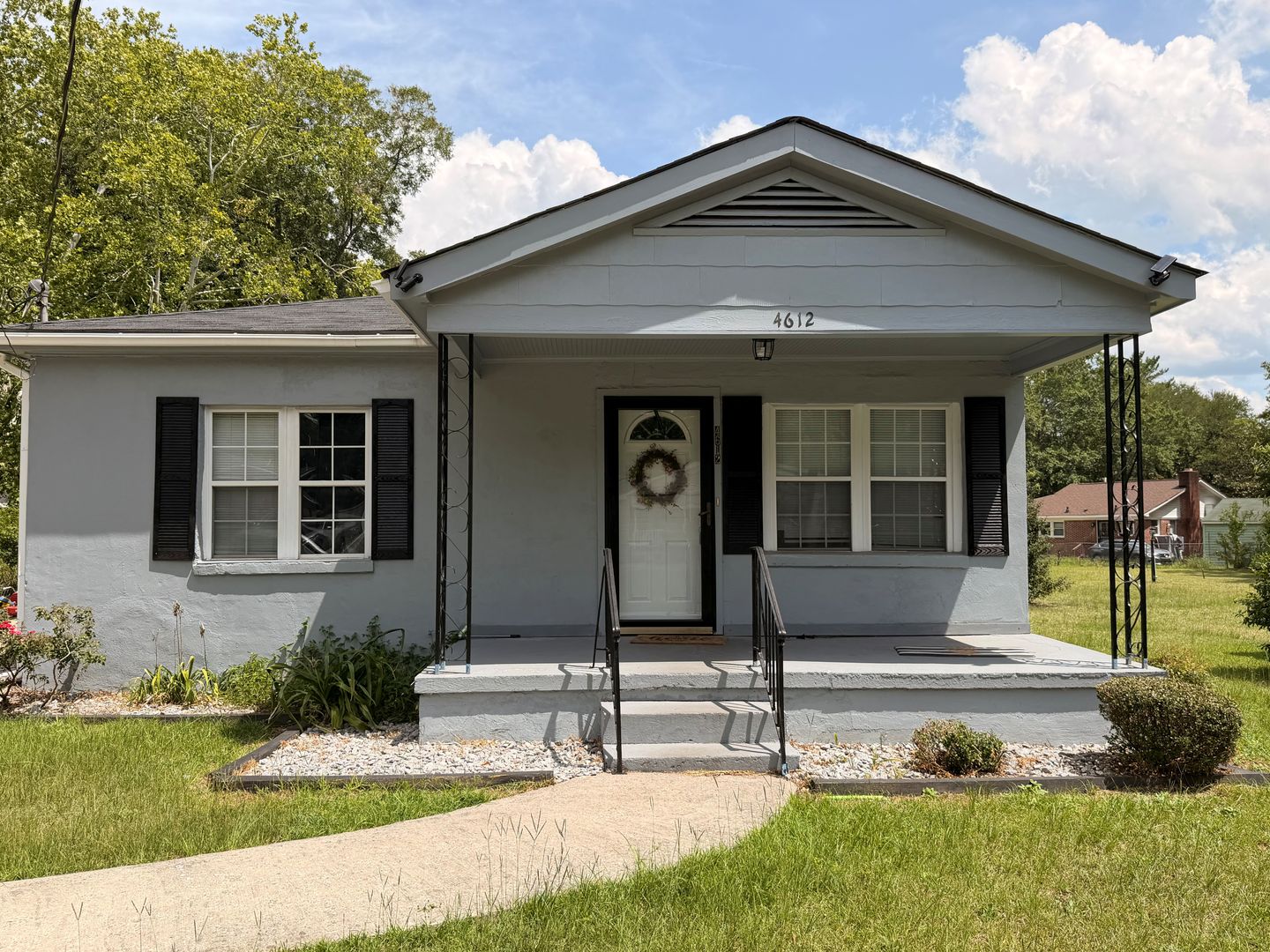 Columbia House: 4612 Cromer Ave