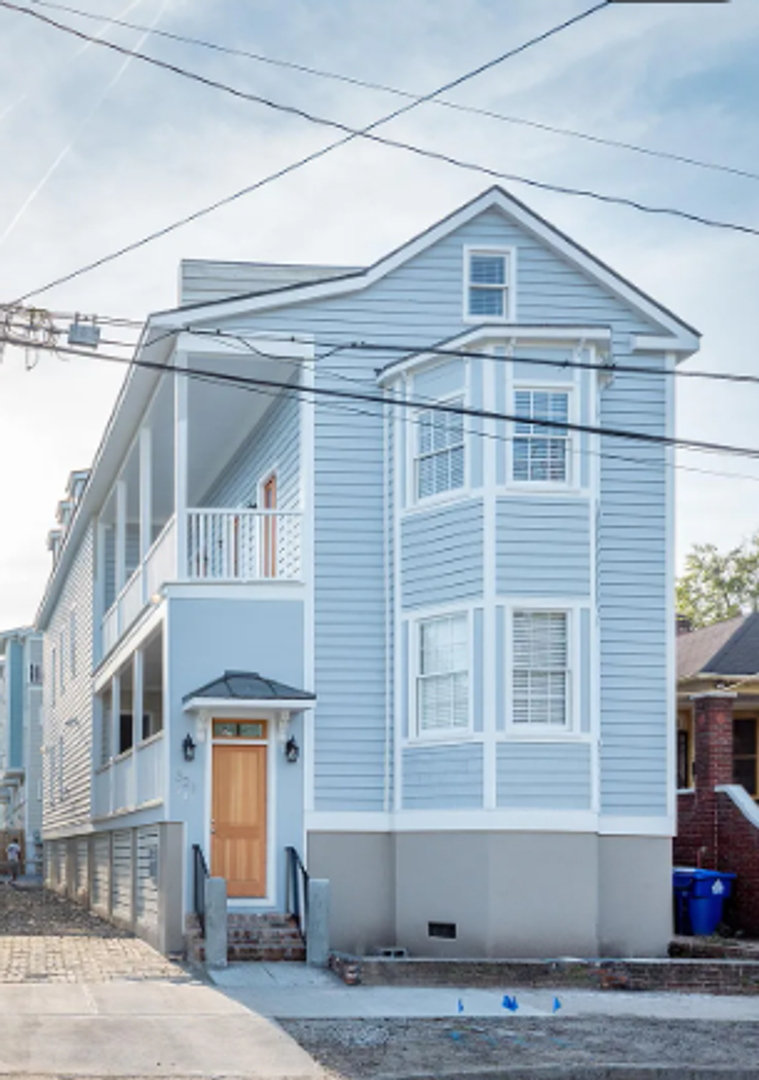 Charleston Apartment: 321 Ashley Avenue