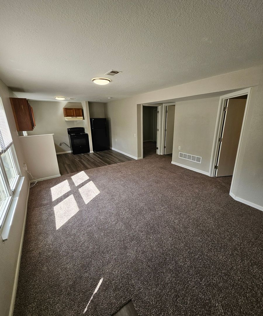 6113 and 6115 Indiana Ave, Kansas City, MO 64130 9 of 12