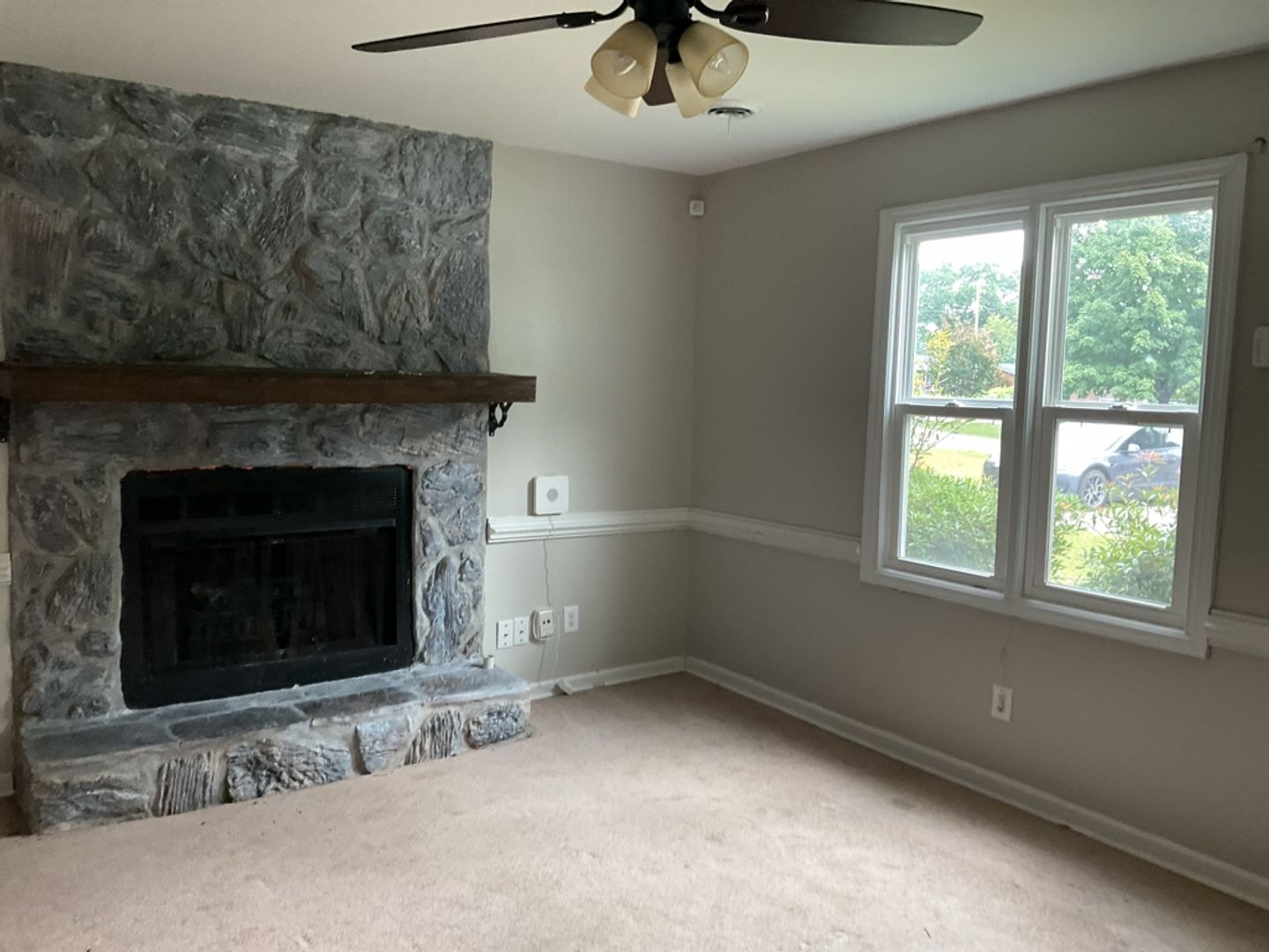 216 Burlie Ct Apt L 4 of 12