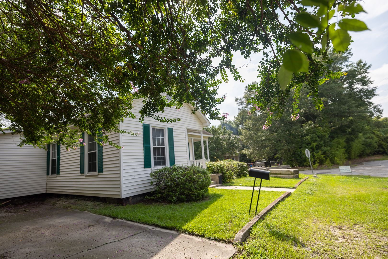 1112 Olympia Ave 17 of 17