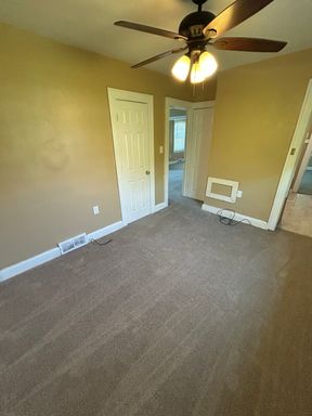 5045 Bellefontaine Ave, Kansas City, MO 64130