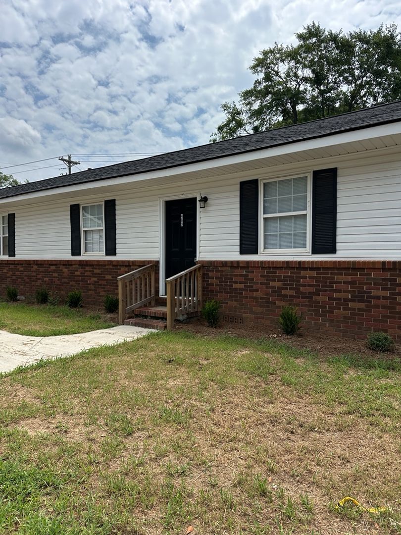 Aiken Multiplex: 469 Monetta Street SE