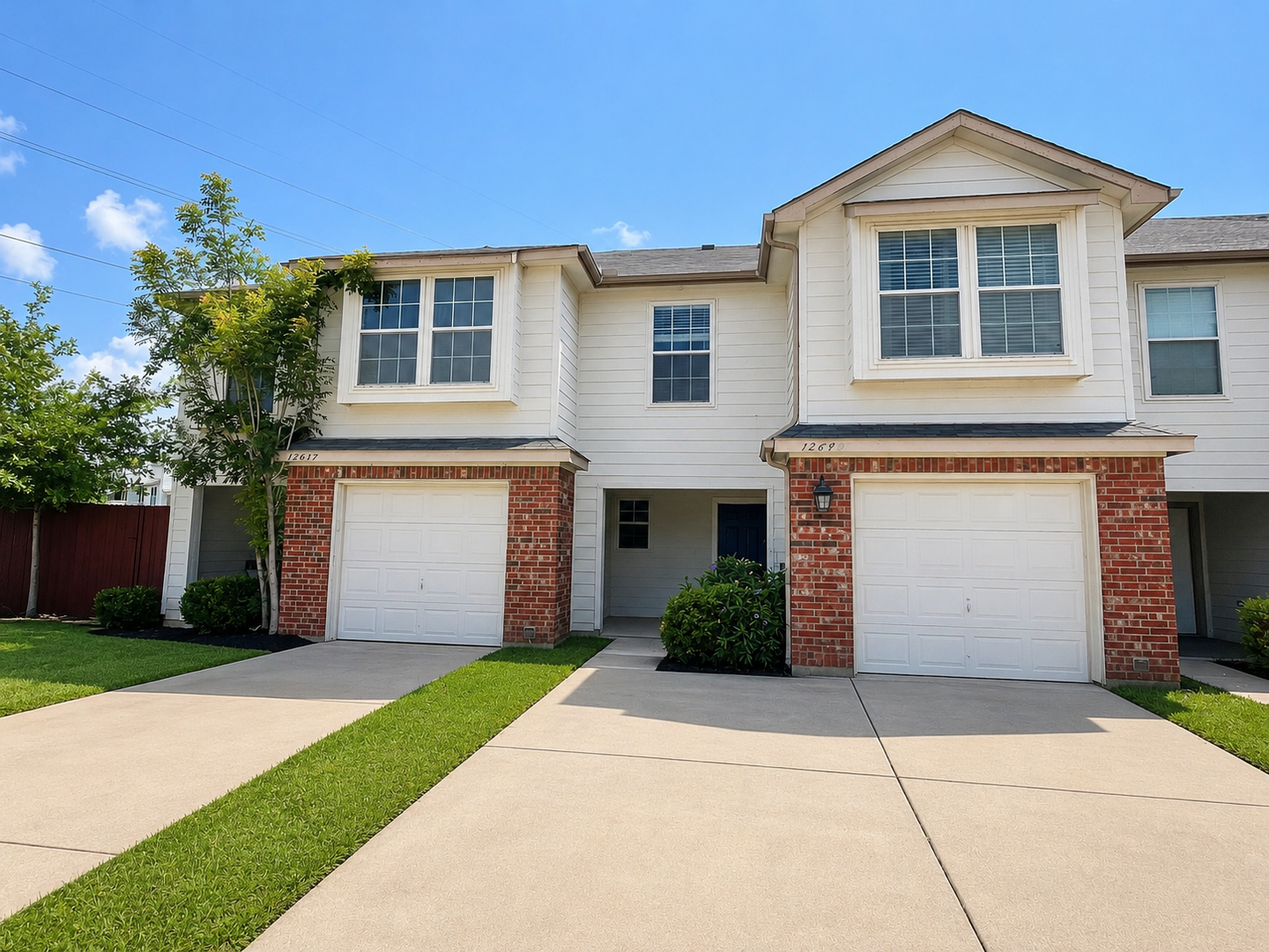 Fort Worth House: 12649 Bay Avenue