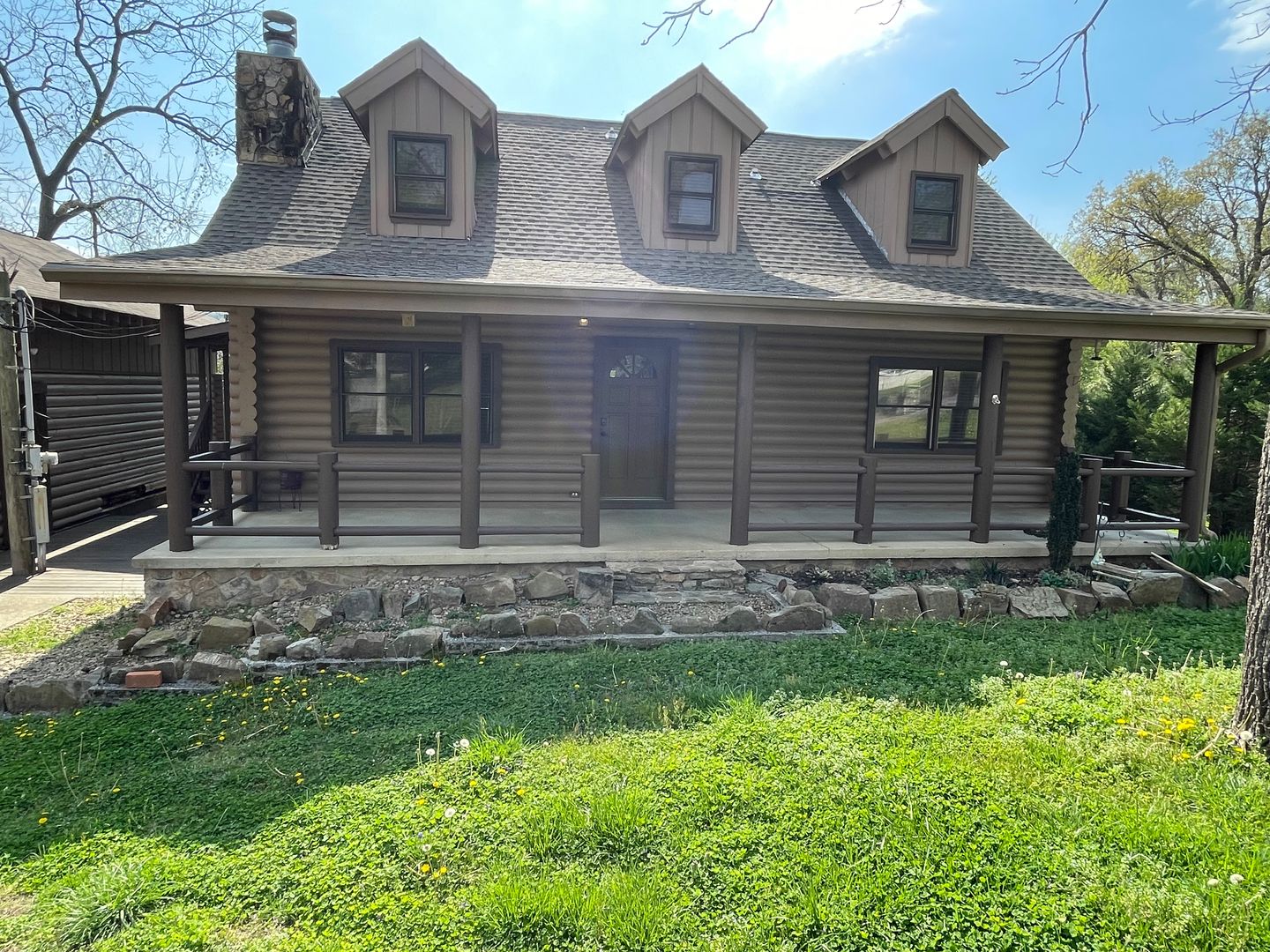 Chattanooga House: 2414 Briggs Avenue