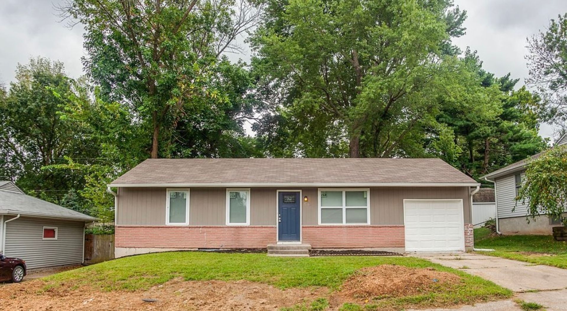 Kansas City House: 5103 NE 44th Terrace