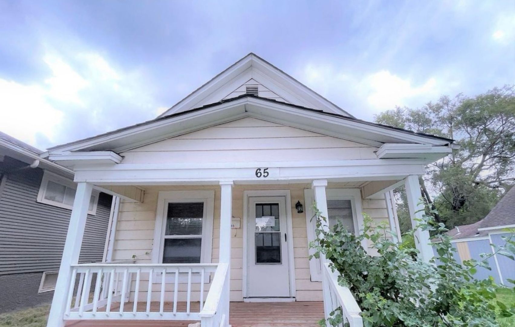 Kansas City House: 65 S. 19th St.