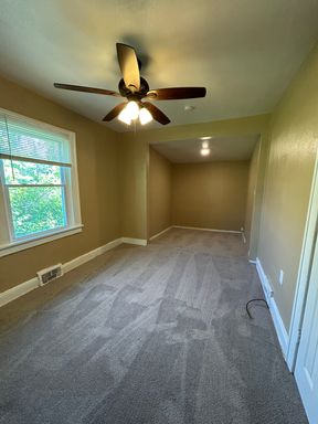5045 Bellefontaine Ave, Kansas City, MO 64130