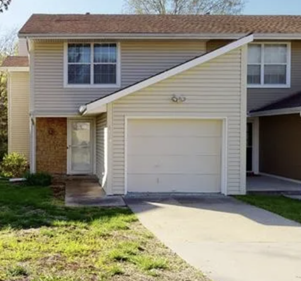 Kansas City House: 6815 NW Mokane Ave.