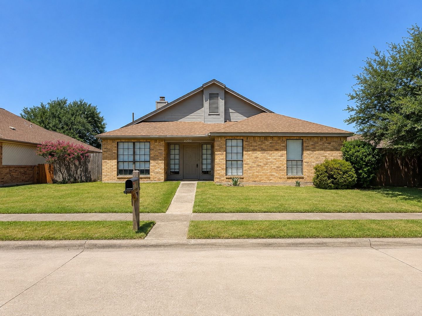 Irving House: 2303 Markland Street