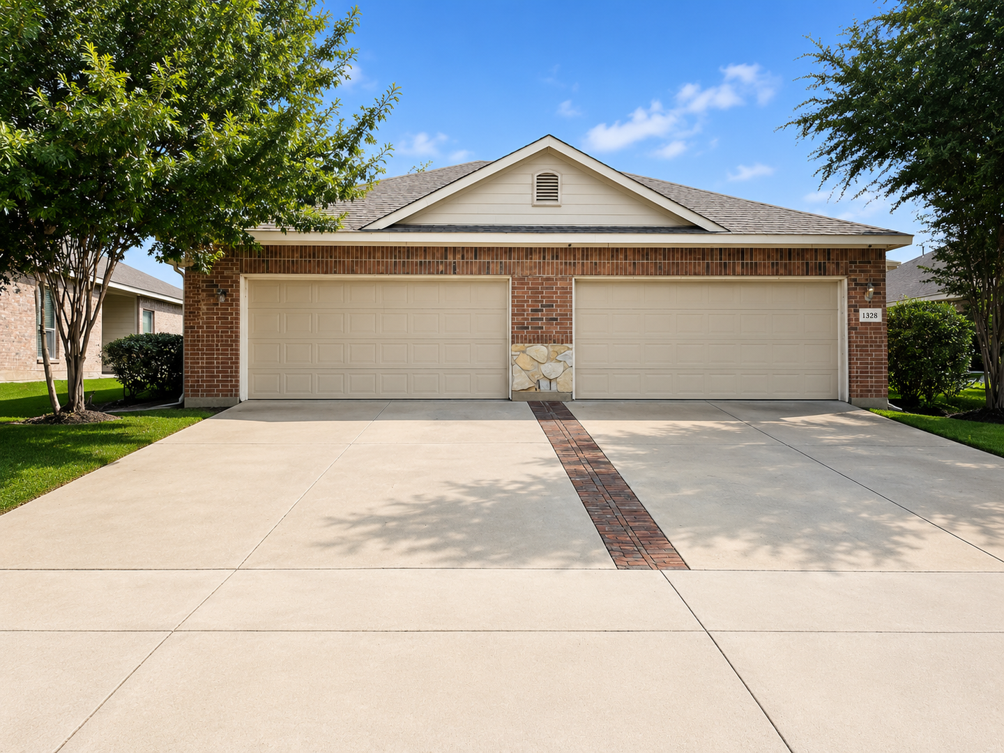 Mansfield Apartment: 1328-1330 Piedmont Drive