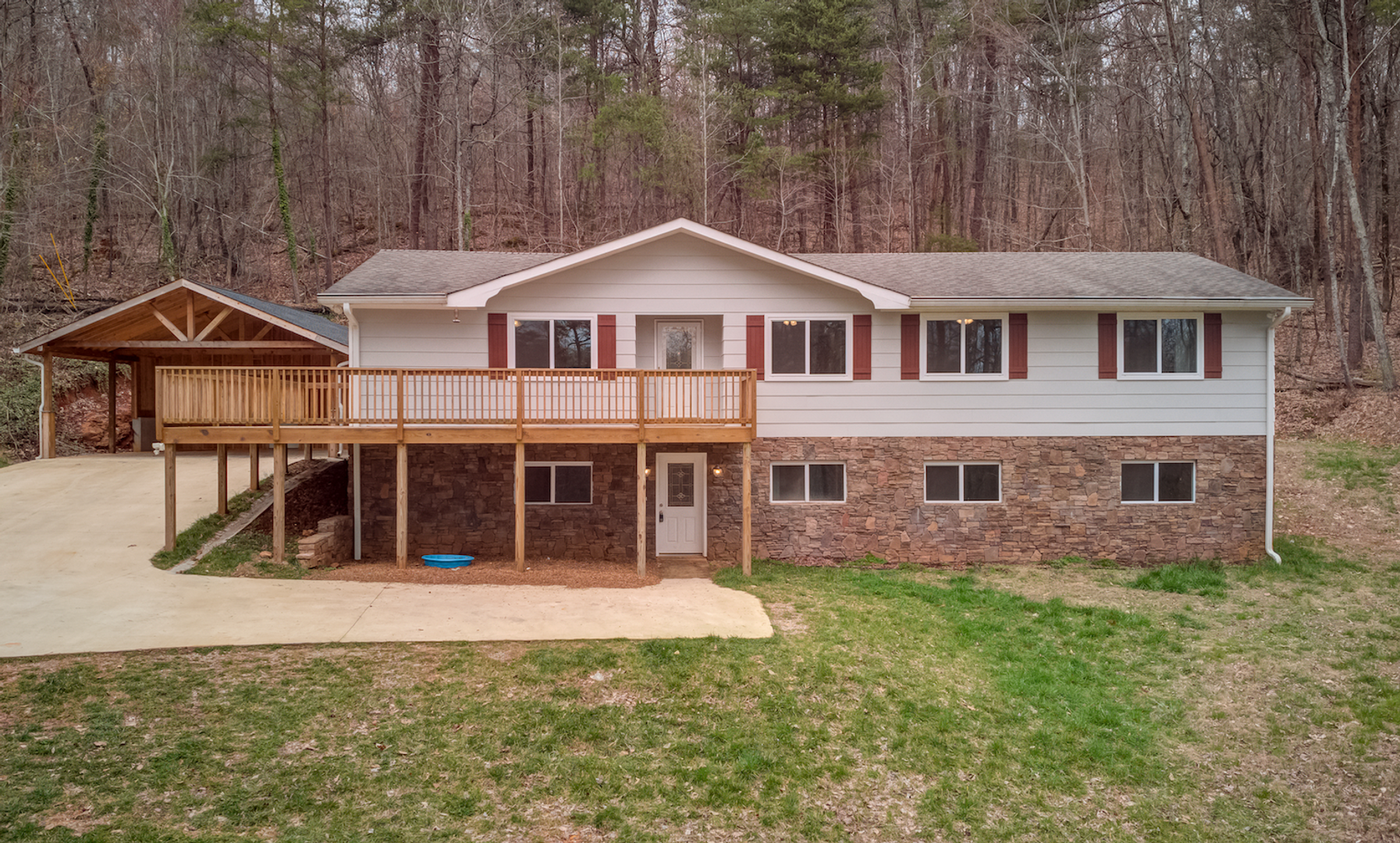 Ooltewah House: 9921 Standifer Gap Road